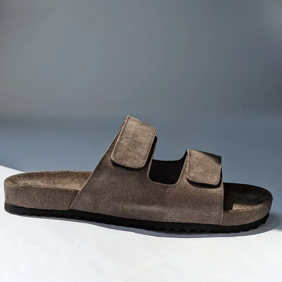 NWT The Men\'s Store Bloomingdale\'s Two Strap Grey Sandals Size 8 (MSRP $145)